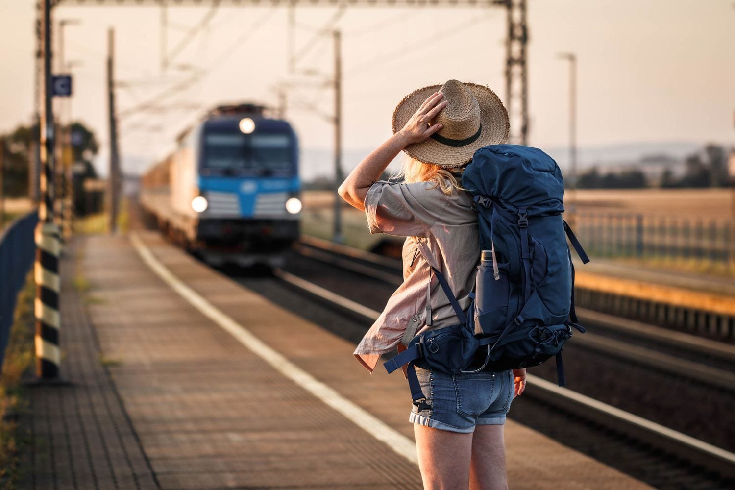 10 Smart Travel Hacks to Explore the World on a Budget