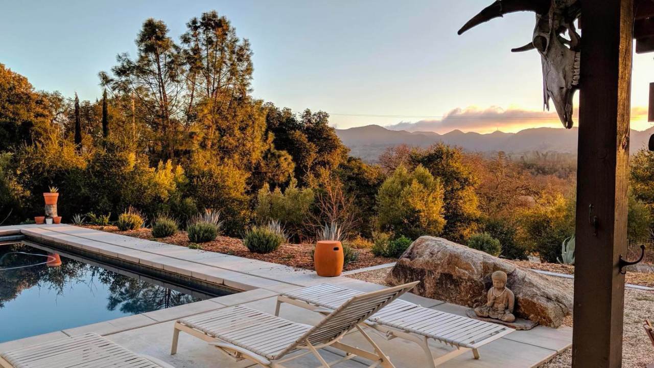 Top 8 Life-Changing Yoga Retreats in USA (2025)