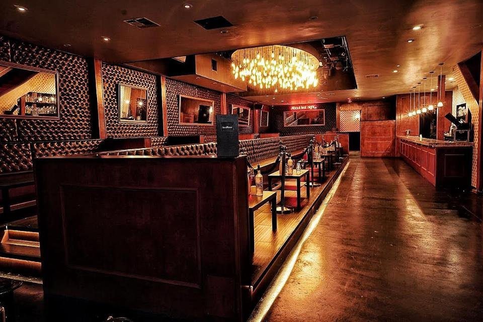 night clubs in Dallas
