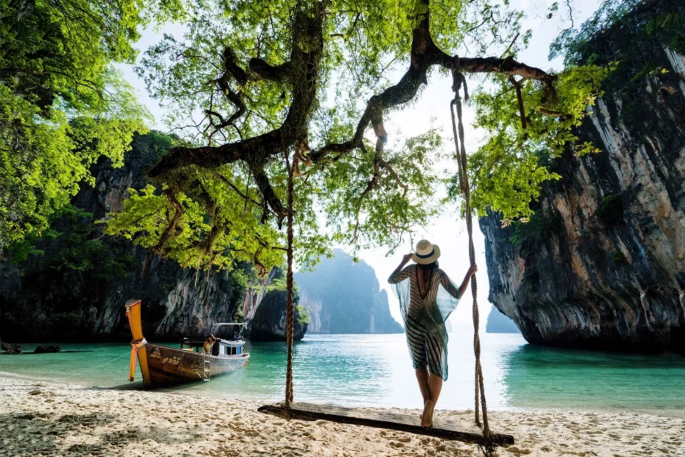 hot places to travel in February