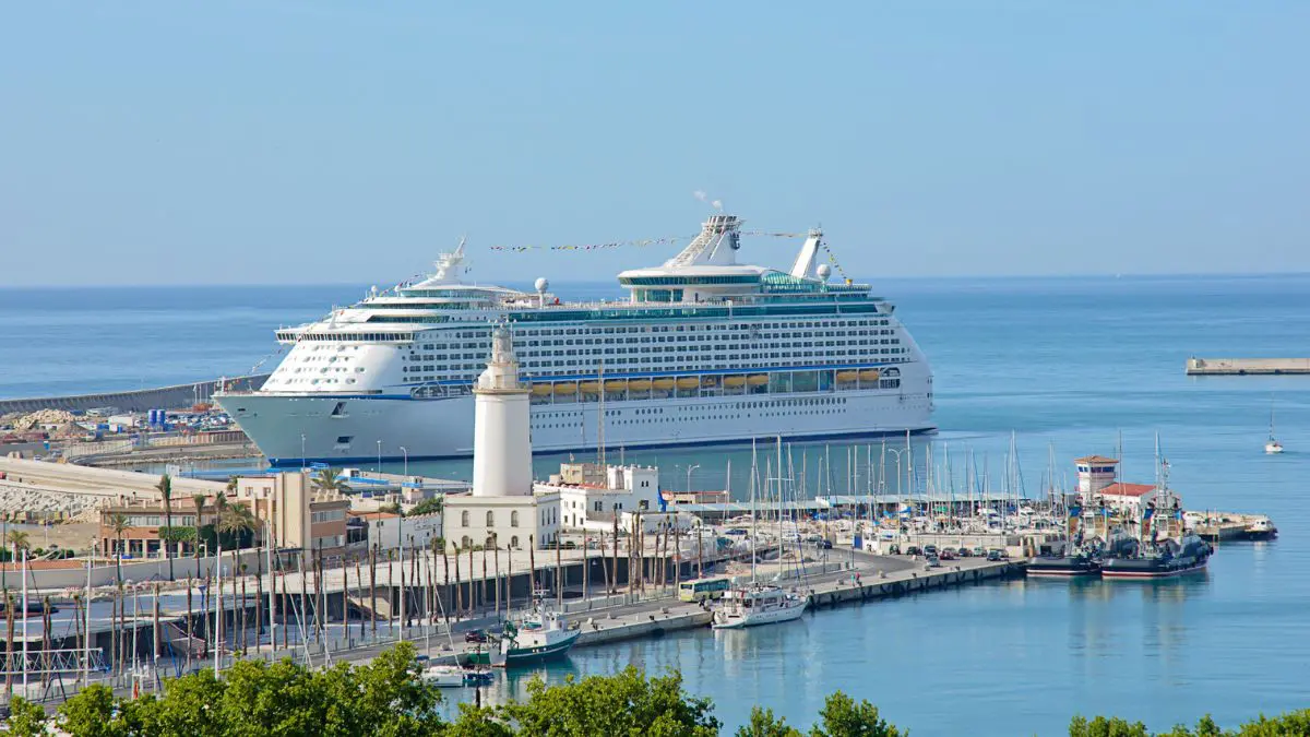 Kochi Dubai Cruise Service 2024 is Here to Set Sail : Unlock Incredible Savings!