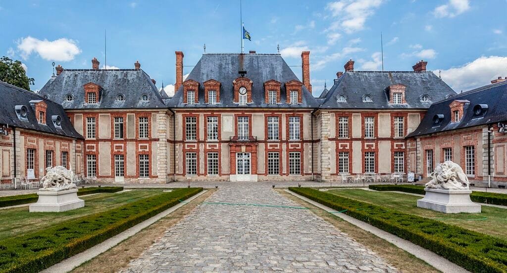 castles in Paris