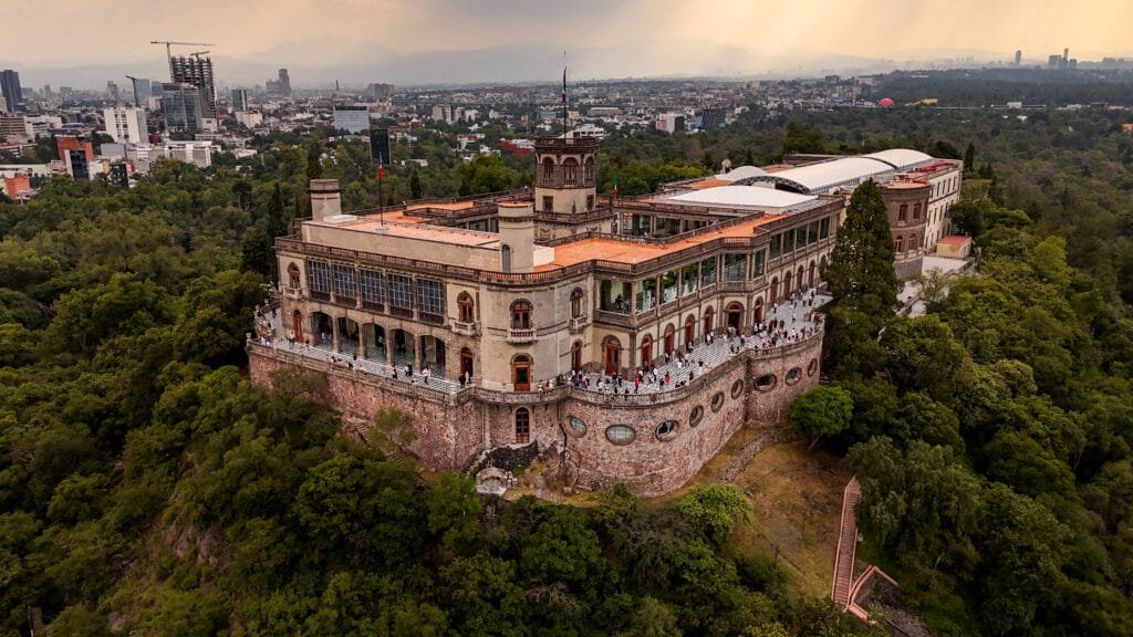 important landmarks in Mexico