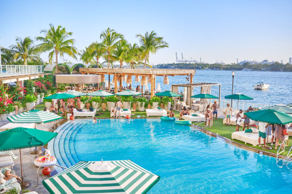 Mondrian beach club