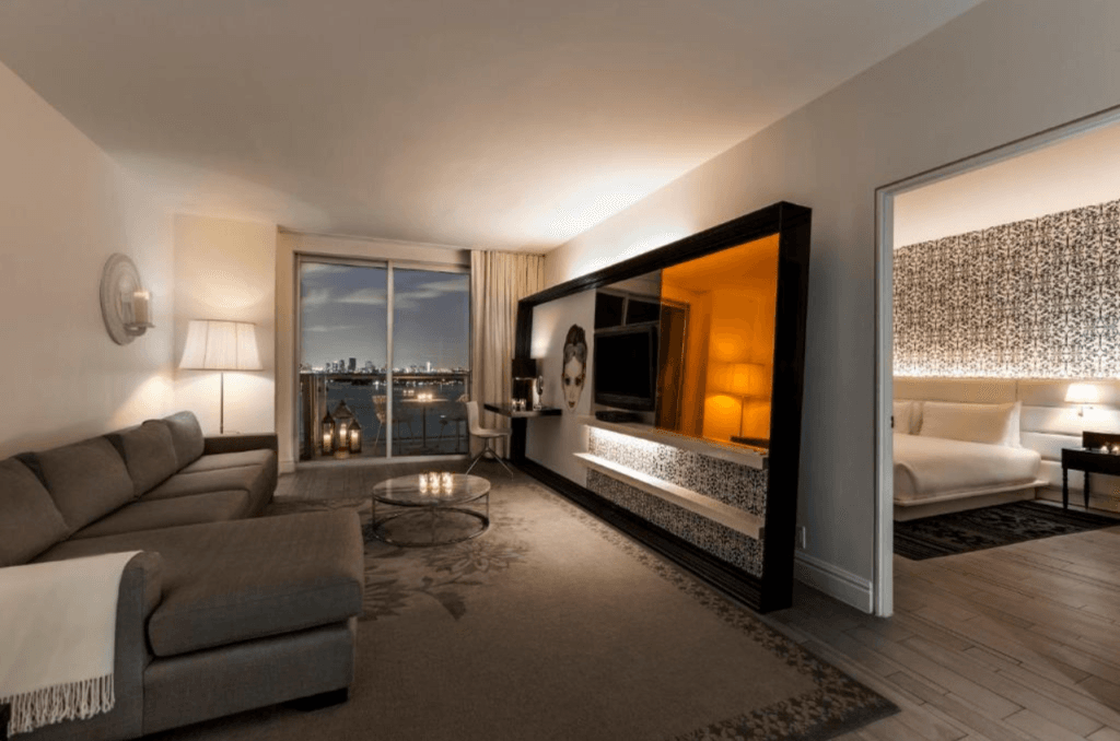 Mondrian South Beach reviews