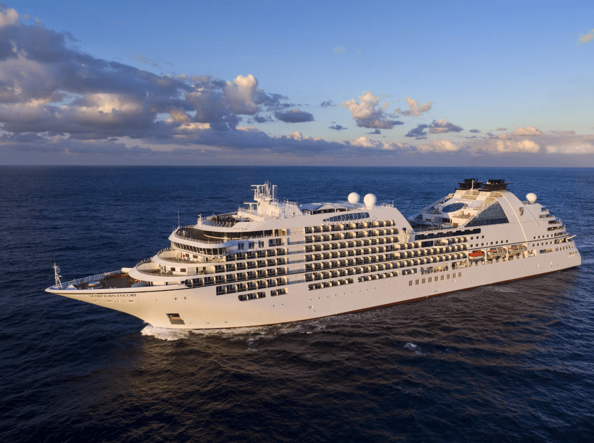 These 8 Luxury Small Ship Cruises Greek Islands Offer the Perfect Blend of Comfort and Adventure