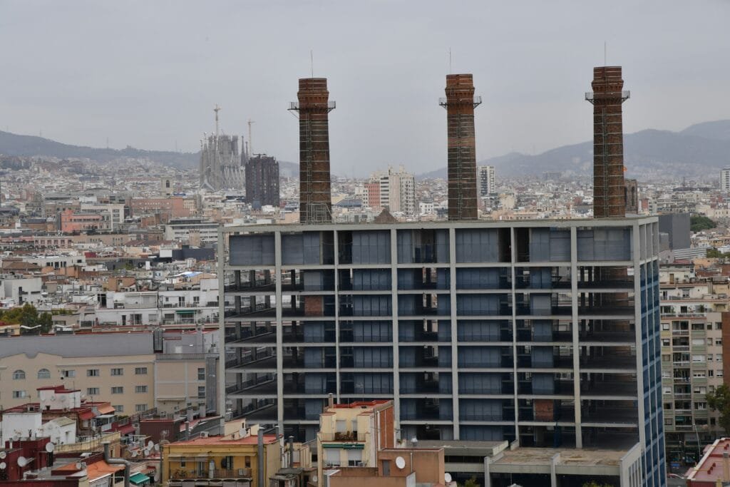 Best Places to Visit in Barcelona: A Complete 