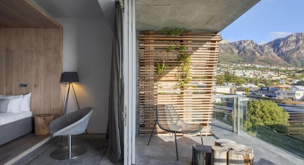 Pod Camps Bay