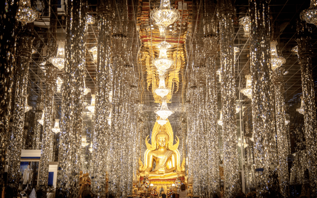 Wat Tha Sung’s Crystal Temple