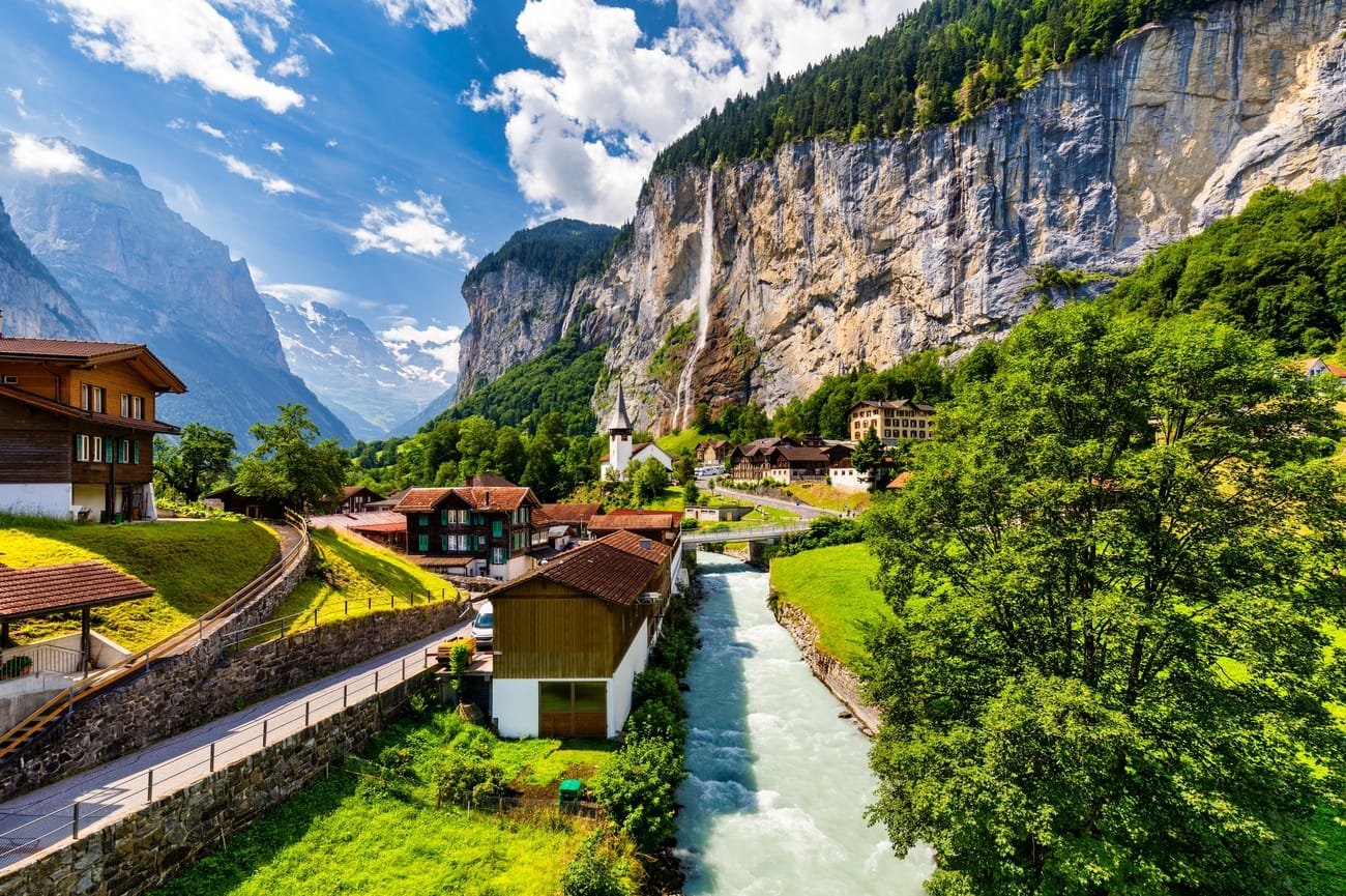 The Ultimate Guide to Interlaken, Switzerland (2026)