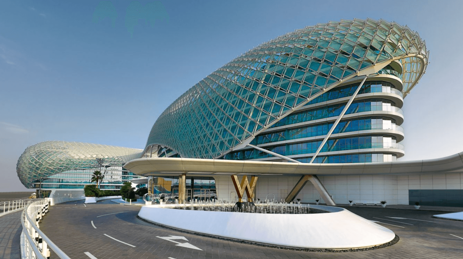 Yas Marina Hotel – Luxury Stay Guide on Yas Island Abu Dhabi